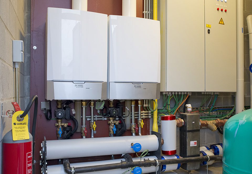 Vloerverwarming door ketels in cascadeopstelling